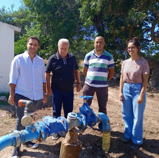 El intendente de Salto habilitó una nueva red de agua corriente 